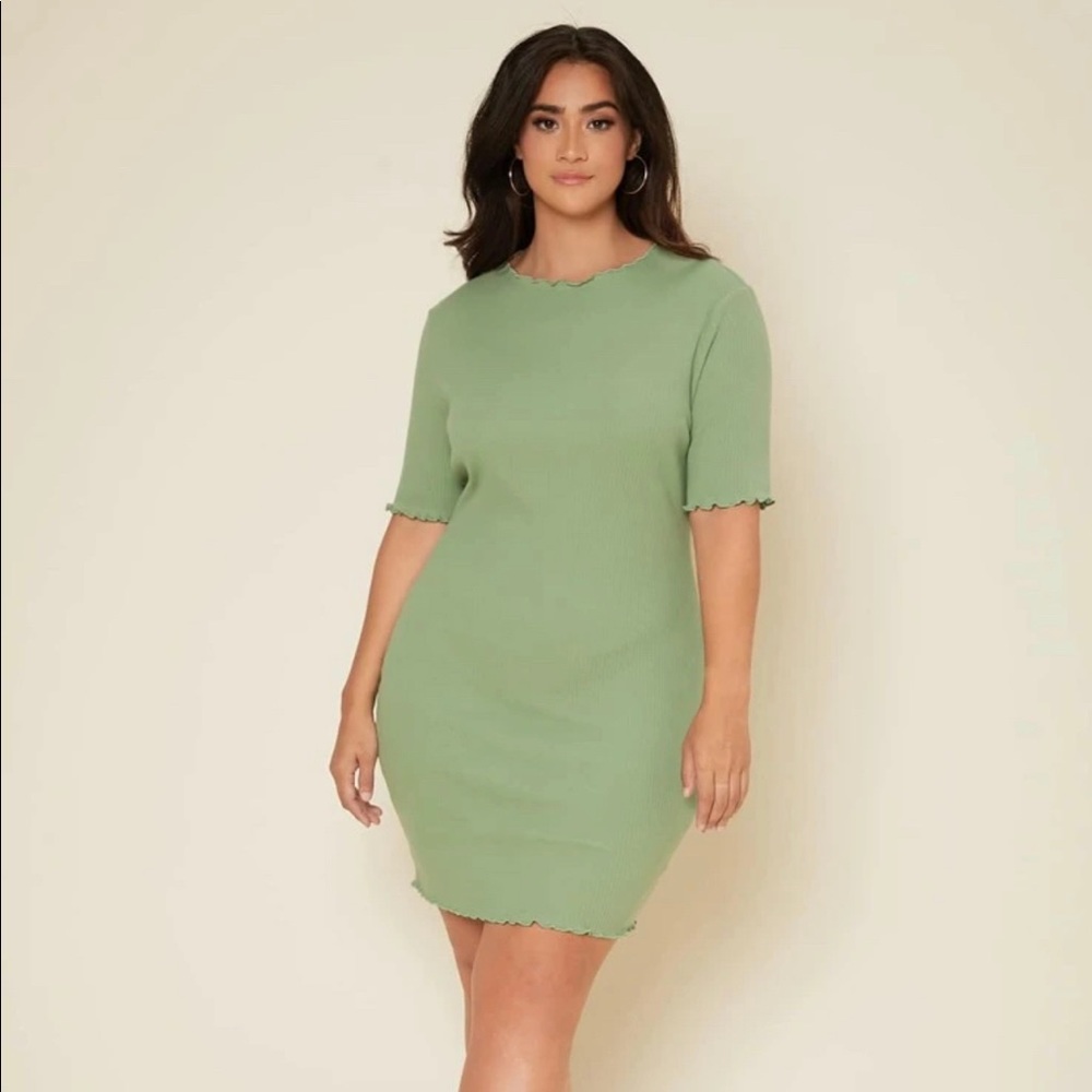 Plus green lettuce trim bodycon dress NWT 2XL